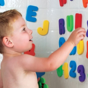 Munchkin игрушка для ванны Буквы и Цифры от 24мес